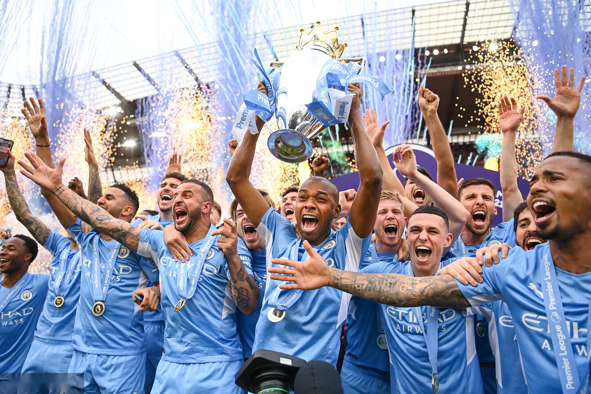 考教練團隊 考教練團隊